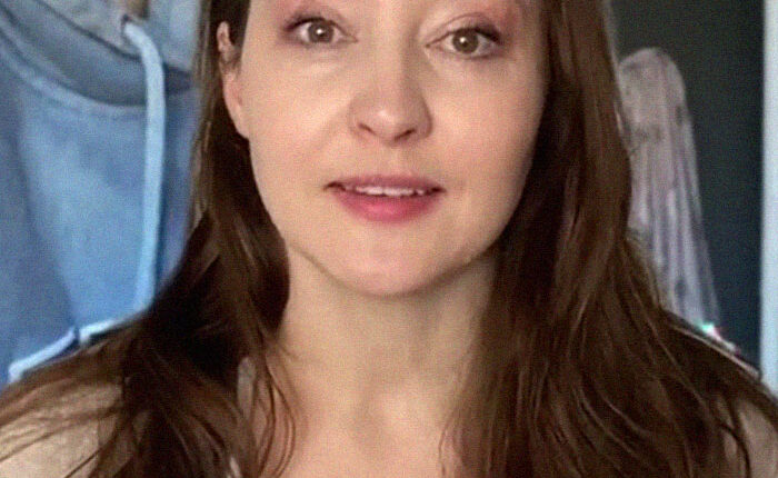 Woman Breaks Down How Young Conservative Women Turn Into ‘Karens’, And The Internet Finds It Very Accurate