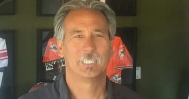 ‘Last Chance U’ Coach John Beam Dies After College Campus Shooting