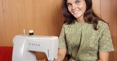 1980: Those wanting to make, mend, or alter clothes would have wanted to get their hands on a Singer sewing machine