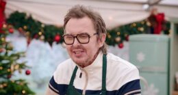 Peep Show fans were treated to a reunion when the cast of the iconic comedy show teamed up for a special edition of British Bake Off but some were left distracted by Matt King's new look