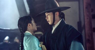 After Breaking 103.4M Netflix Hours, This Gothic Romance Proved Audiences Want Twisty Romance Thrillers