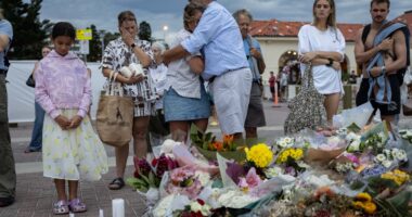 Australia weighs deploying army to protect Jewish sites after Bondi attack
