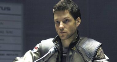 'Battlestar Galactica's Highest-Rated Episode on IMDb Is an Untouchable Sci-Fi Gem 21 Years Later