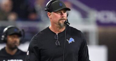 Campbell Sends 6-Word Message to Johnson, Bears on Rematch