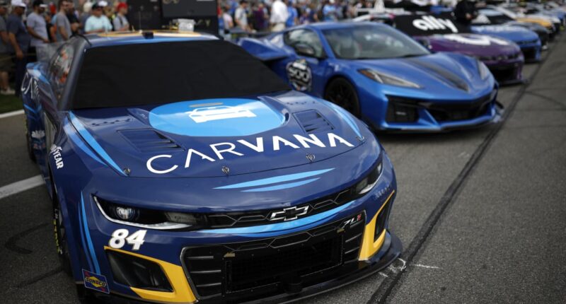 Carvana’s stock zooms to record, longest winning run as S&P 500 inclusion is within sight