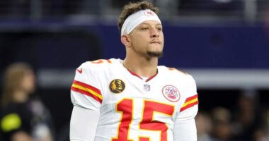 Chiefs Fans May Have to Start Rooting For the Broncos