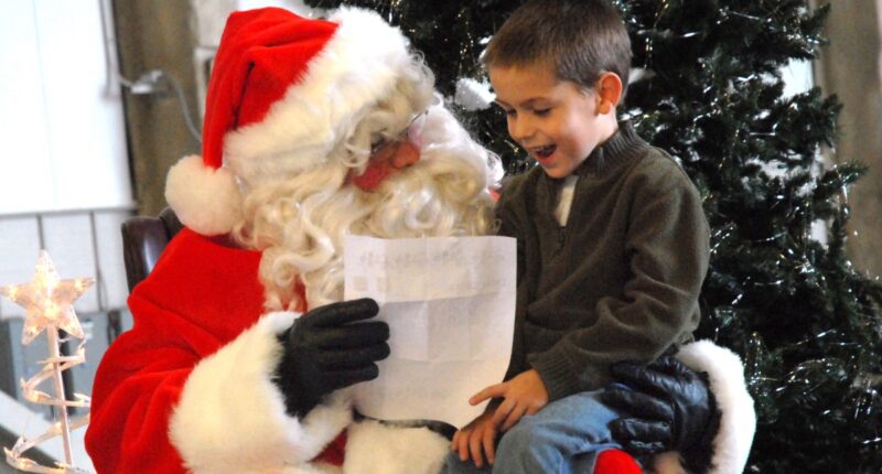 Christmas With Six Kids Makes Me Want Seven