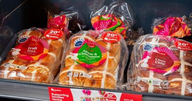 It's that time of year again when Coles brings back Easter hot cross buns, a day after Christmas