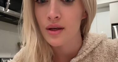 Millionaire nepo babySami Sheen has revealed she hates paying her bills on time because it's 'not fun'