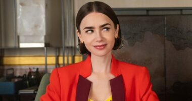 Emily in Paris. (L to R) Lily Collins as Emily, Lucas Bravo as Gabriel in Emily in Paris