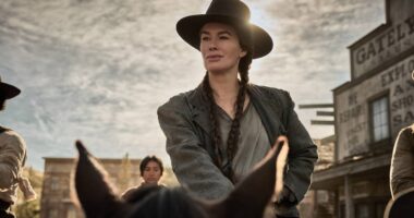 Gillian Anderson and Lena Headey Deserve Better Than Netflix's Plodding Western
