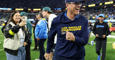 Harbaugh Fires Back At Critics of Offense