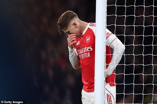 Gary Lineker believes Arsenal forward Viktor Gyokeres needs to gamble more to boost his goalcoring return