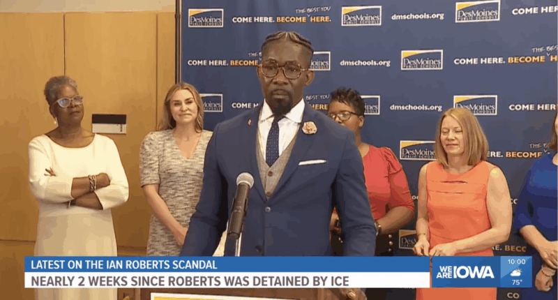 Ian Roberts welcomed as superintendent of Des Moines Public Schools in 2023.