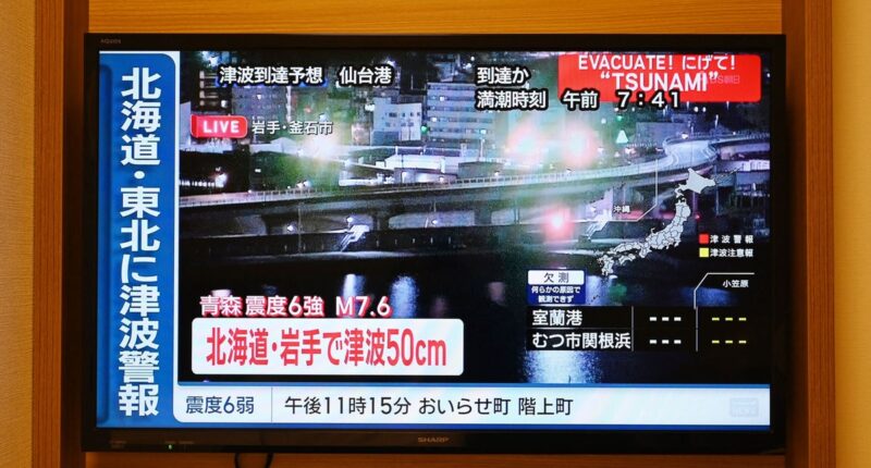 Japan tsunami live: First official megaquake warning issued after 23 hurt by rare 7.5-magnitude earthquake