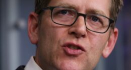 Jay Carney Net Worth | Celebrity Net Worth