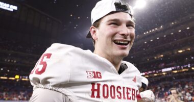 Jets Urged to Make Fernando Mendoza Trade After Gutsy Win