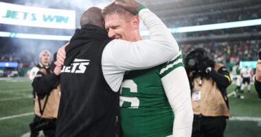 Jets Veteran Nick Folk Will Ponder Retirement: Report