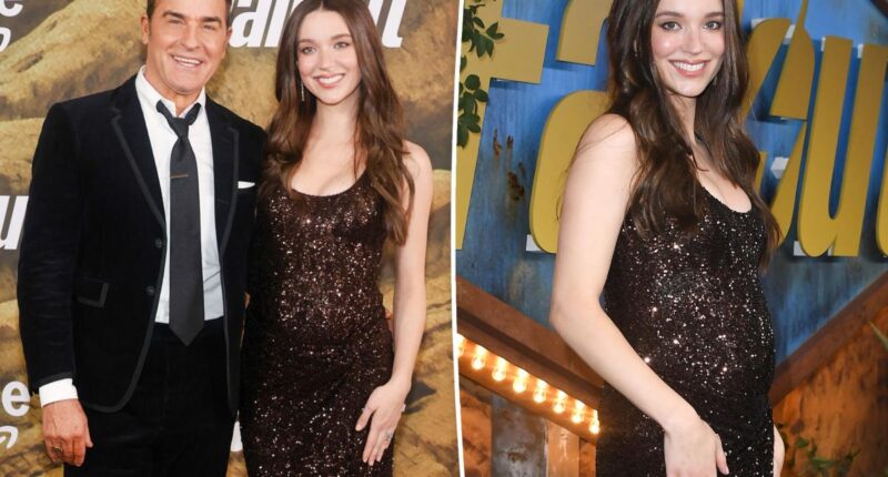 Justin Theroux's wife Nicole Brydon Bloom is pregnant, expecting couple's first child