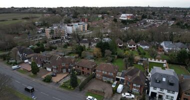 London residents quitting capital flock to the 'three Cs' - Caterham, Chatham and Chigwell...