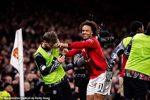 Joshua Zirkzee has reportedly given the green light to a January move to Serie A giants Roma