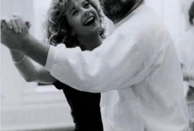 Meg Ryan has paid an emotional tribute to her When Harry Met Sally director Rob Reiner days after his murder