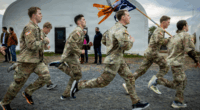 soldiers running