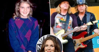 Nelson twins recall jumping in to help a young Drew Barrymore from 'creepy guys'