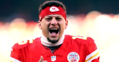 Patrick Mahomes Rookies & Stars Autograph Leads 2025 Panini Cards