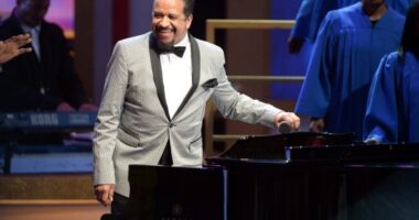 Richard Smallwood Net Worth