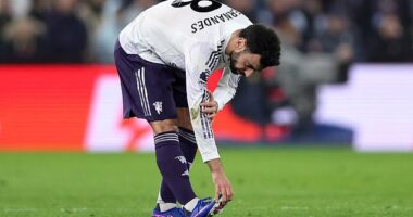 Bruno Fernandes suffered a hamstring injury during Man United's defeat by Aston Villa