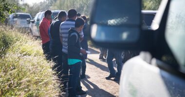 SCOTUS Appears Willing To Side With Trump In Asylum Dispute