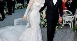 Sanchez surprised celebrity and fashion watchers alike by going for an elegant Dolce & Gabbana mermaid gown overlaid with a layer of fine lace