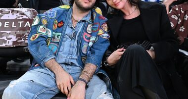 Selena Gomez and Benny Blanco celebrated just over two months of marriage with a loving kiss on Sunday as they watched the Los Angeles Lakers take on the New Orleans Pelicans