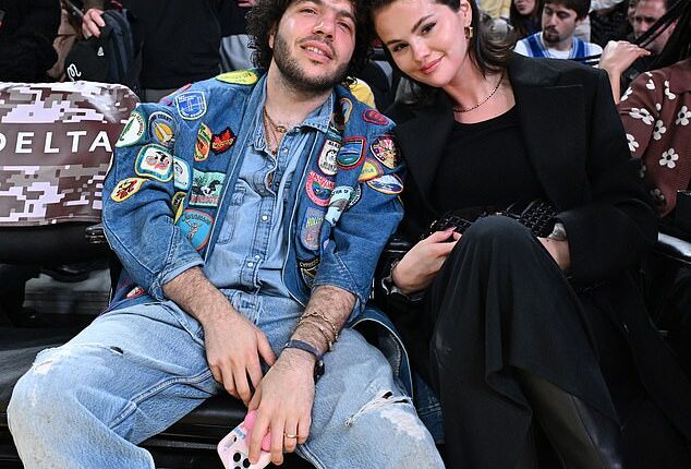 Selena Gomez and Benny Blanco celebrated just over two months of marriage with a loving kiss on Sunday as they watched the Los Angeles Lakers take on the New Orleans Pelicans