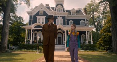 STRANGER THINGS: SEASON 5. (L to R) Jamie Campbell Bower as Henry Creel and Nell Fisher as Holly Wheeler in Stranger Things: Season 5. Cr. COURTESY OF NETFLIX © 2025