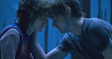 Stranger Things fans received a gift when multiple episodes from season five's volume two were made available to stream on Christmas Day. In one particular scene, Nancy Wheeler and Jonathan Byers shared a tense and emotional moment in a dramatic, near-death scene