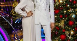 Strictly Come Dancing has unveiled a first look at Tess Daly and Claudia Winkleman¿s farewell during the Christmas Special