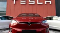 Tesla posts a pessimistic forecast for fourth-quarter sales