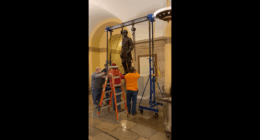 statue of Robert E. Lee