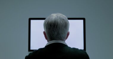 This Play About Art Might Never Happen In The Smartphone Age