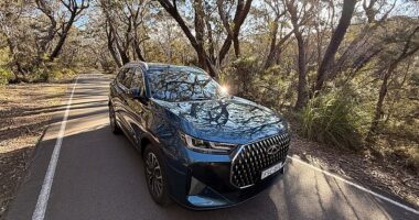 Chery Tiggo 7 Super Hybrid Ultimate (pictured) - terrible mouthful of a name, but what a car!