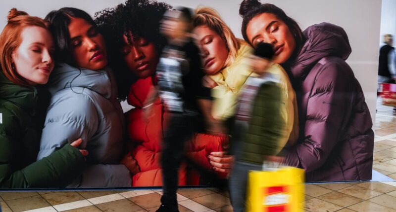 Treasury market logs worst weekly rout since April, in a bad sign for borrowers