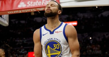 Warriors’ Steph Curry Sends Blunt Message on Christmas Game