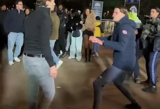 The shocking footage showed the two men squaring up to one another before chaos broke out. Credit: X @CrimeLdn