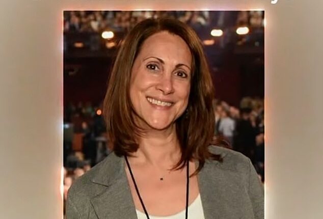 American Idol paid a moving tribute to Robin Kaye, the show's music supervisor who was murdered over the summer at her home