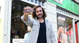 The Deliciously Ella Roasted Peanut Protein Ball is made primarily with dates, peanuts and peanut butter.