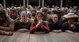 Ashton Kutcher and wife Mila Kunis break four-year award show hiatus at Golden Globes 2026 following backlash