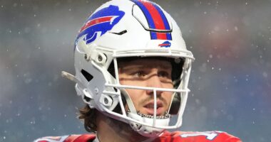 Bills QB Mitch Trubisky Sends Message on Week 18 Amid Josh Allen Injury Concerns