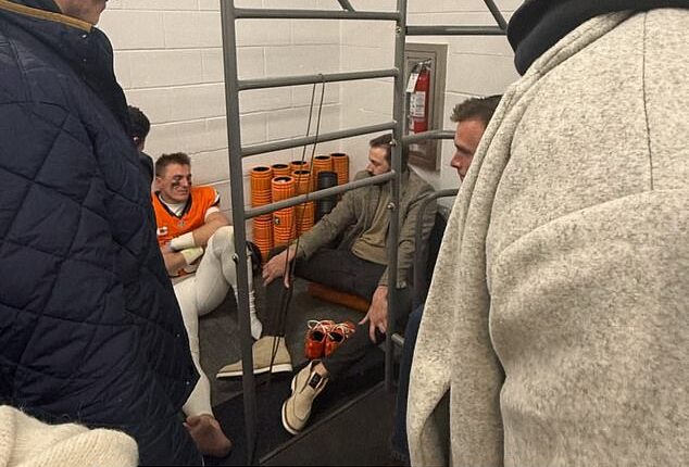 Bo Nix's wife shared a picture of the quarterback learning just how bad his ankle injury is